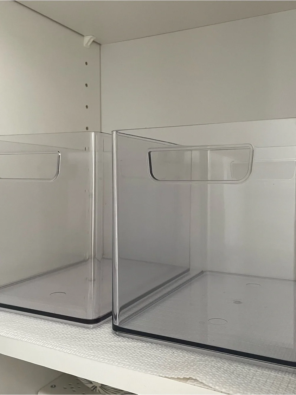 Brightroom | Medium Bathroom Organizer Clear Bin with Handle